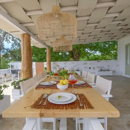 Arethousa House Villa *