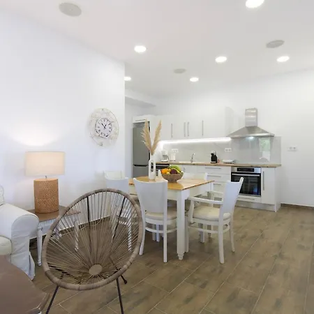 Arethousa House Villa *