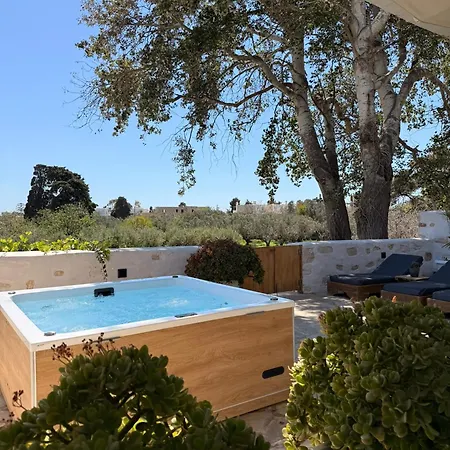 Villa Arethousa House *